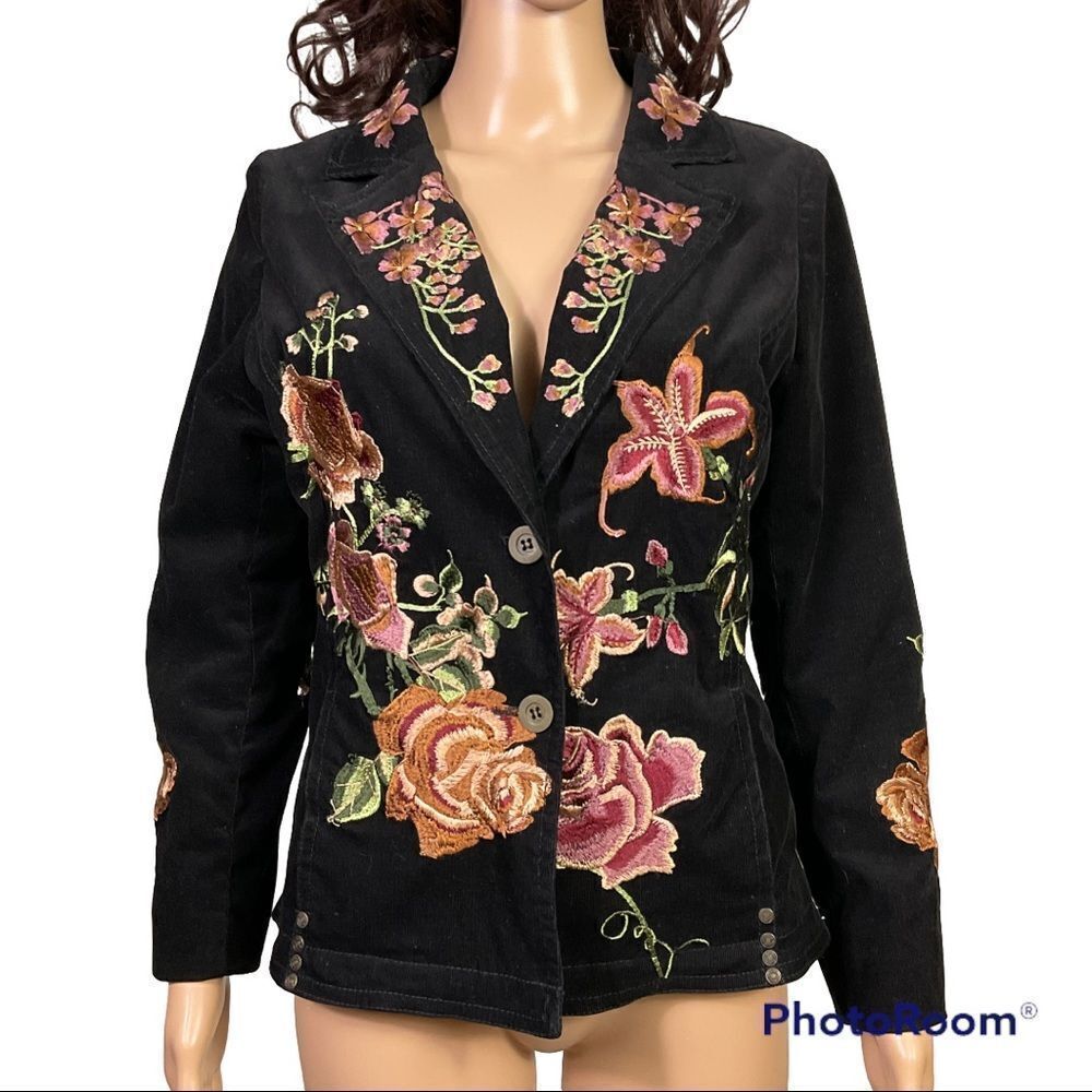 On Parle De Vous Paris Velvet Black Floral Embroidered Jacket S